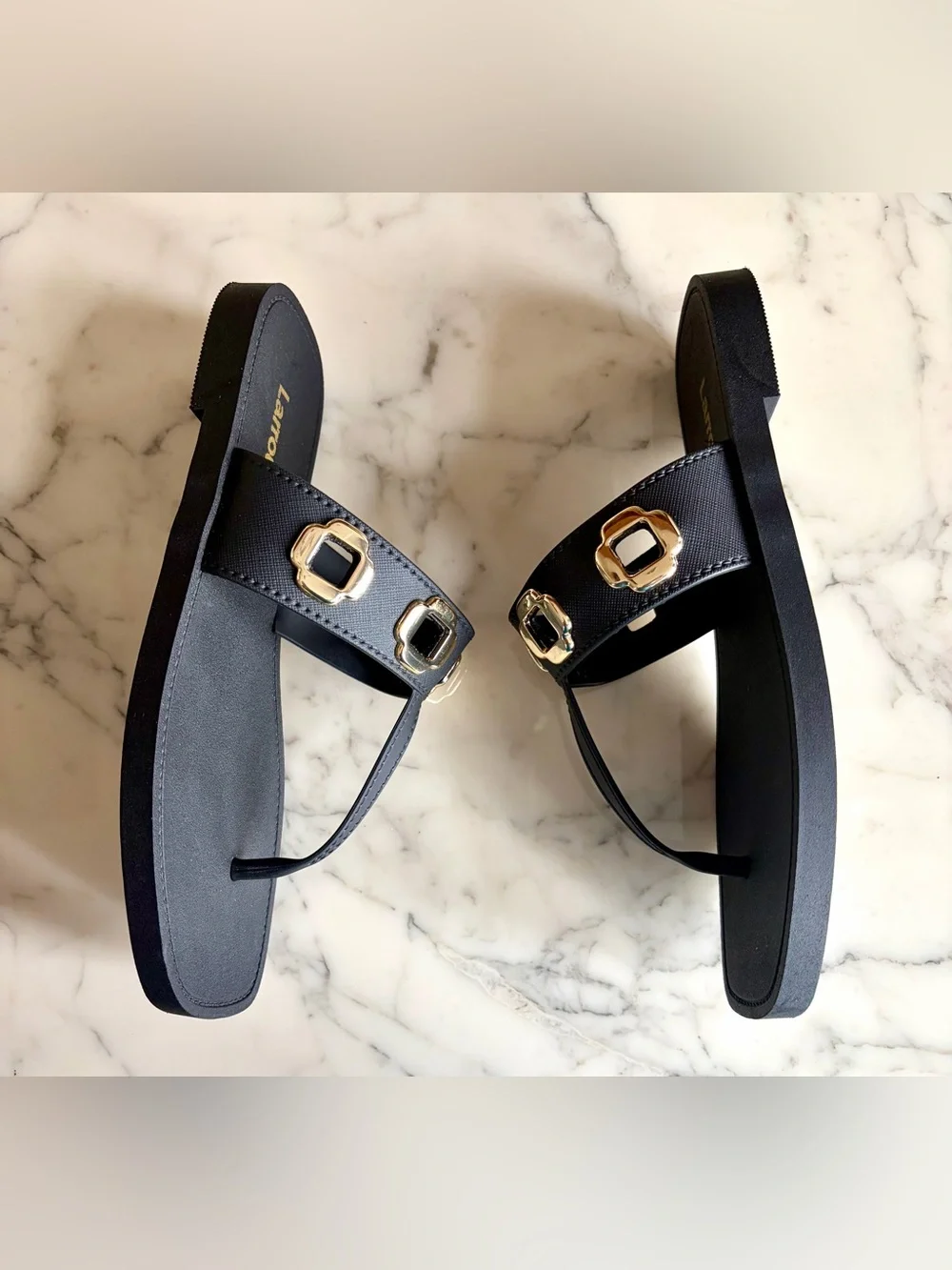 EUC LARROUDE Milan Grommet Synthetic Thong Flip Flop Sandal 37/38 6/7 Black/Gold